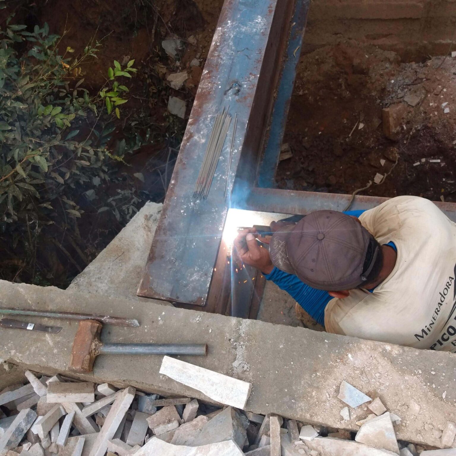 Ponte no Jabá - Em Luminárias MG (14)