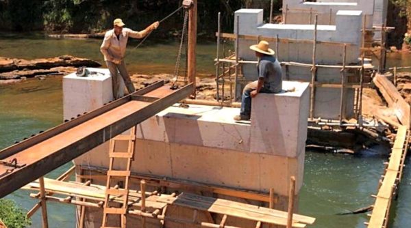 Ponte - Caratinga - MG